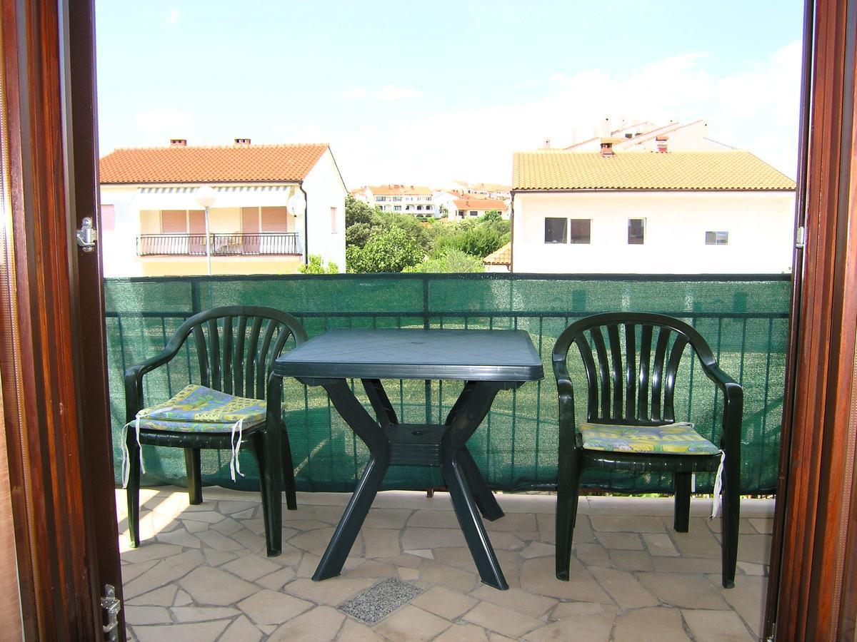 Apartman Braut Krk Town Esterno foto